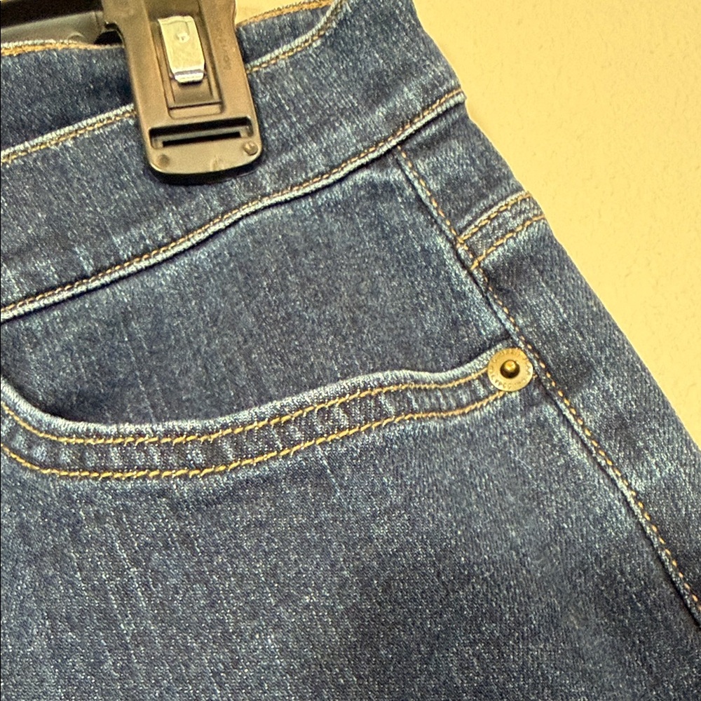 Lauren Jeans, Classic Straight, size 12 - Picture 4 of 7